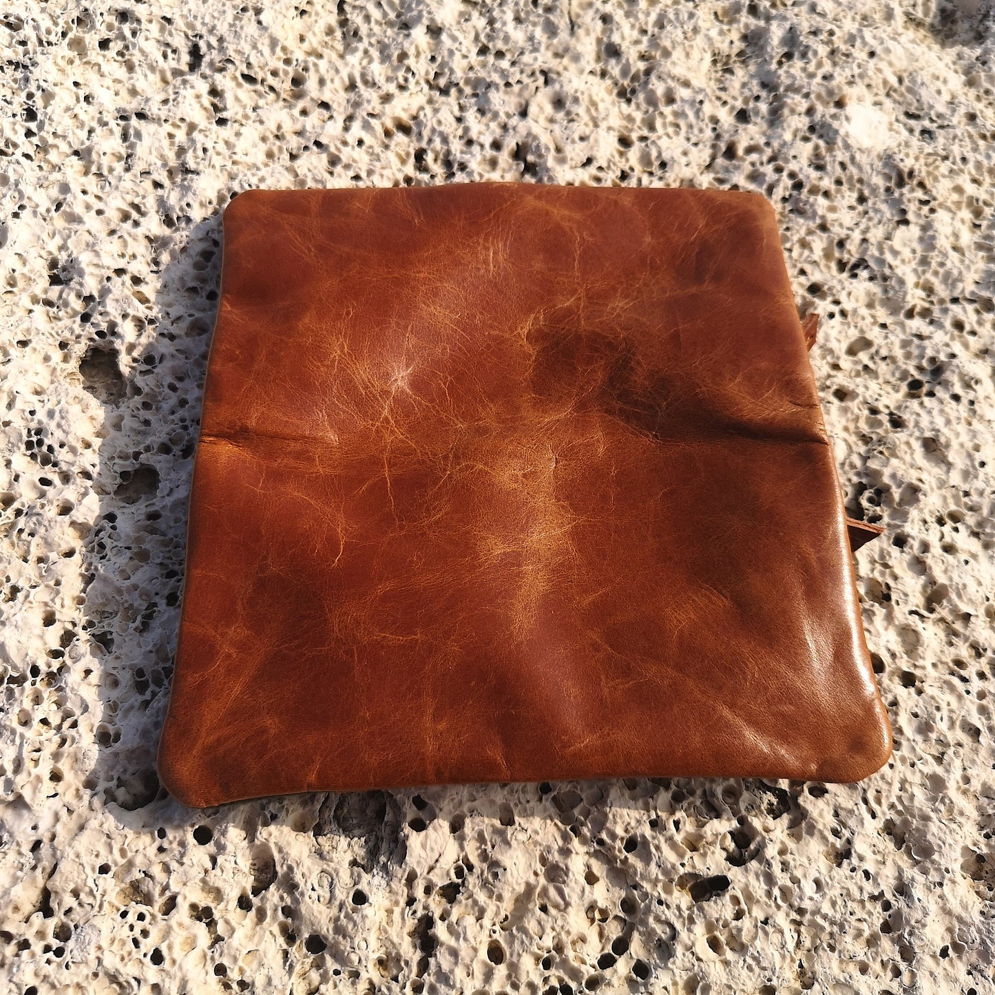 Tobacco Pouch in Leather mod. Berlin brown/beige