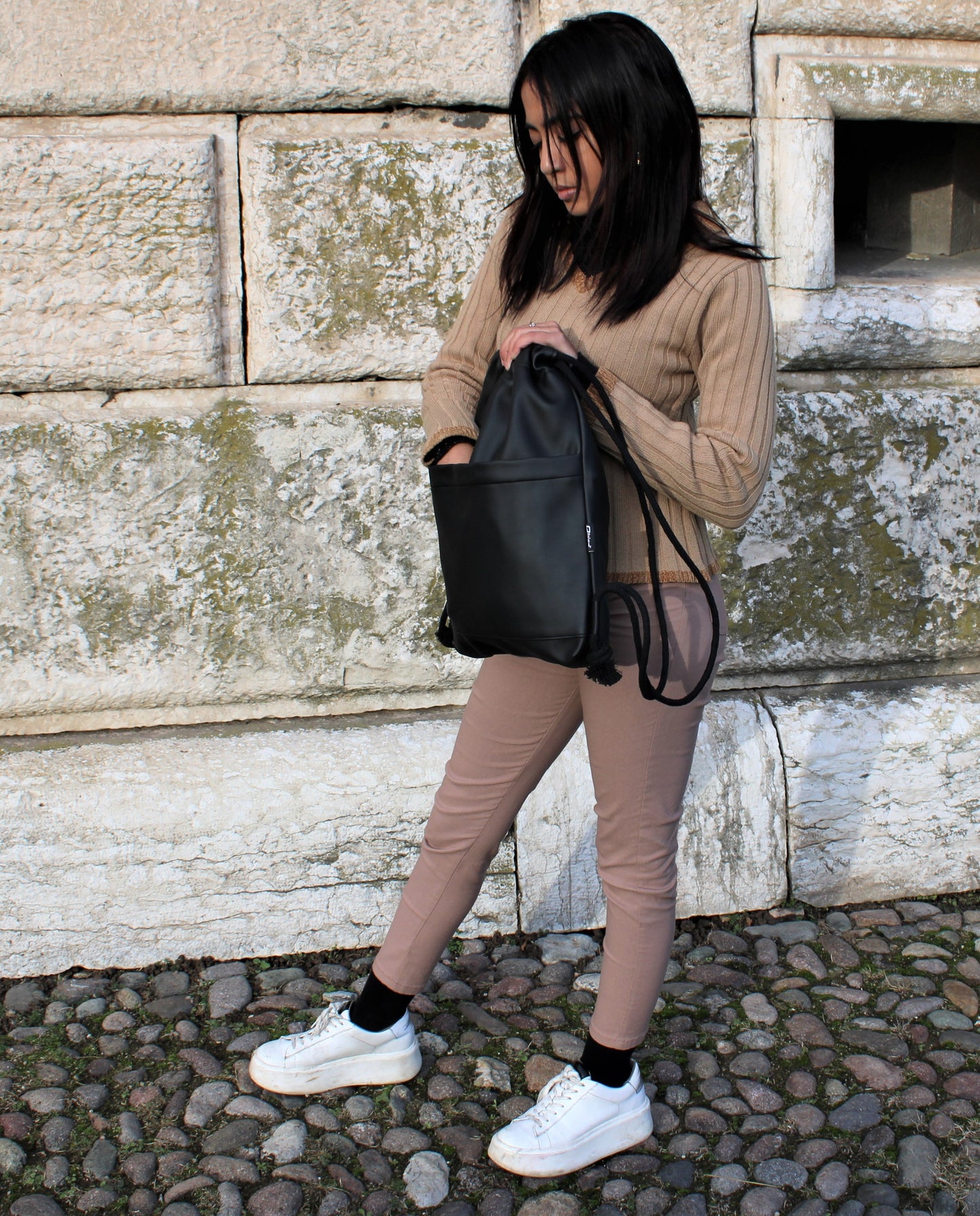 Drawstring bag in Vegan Leather OCEAN Black