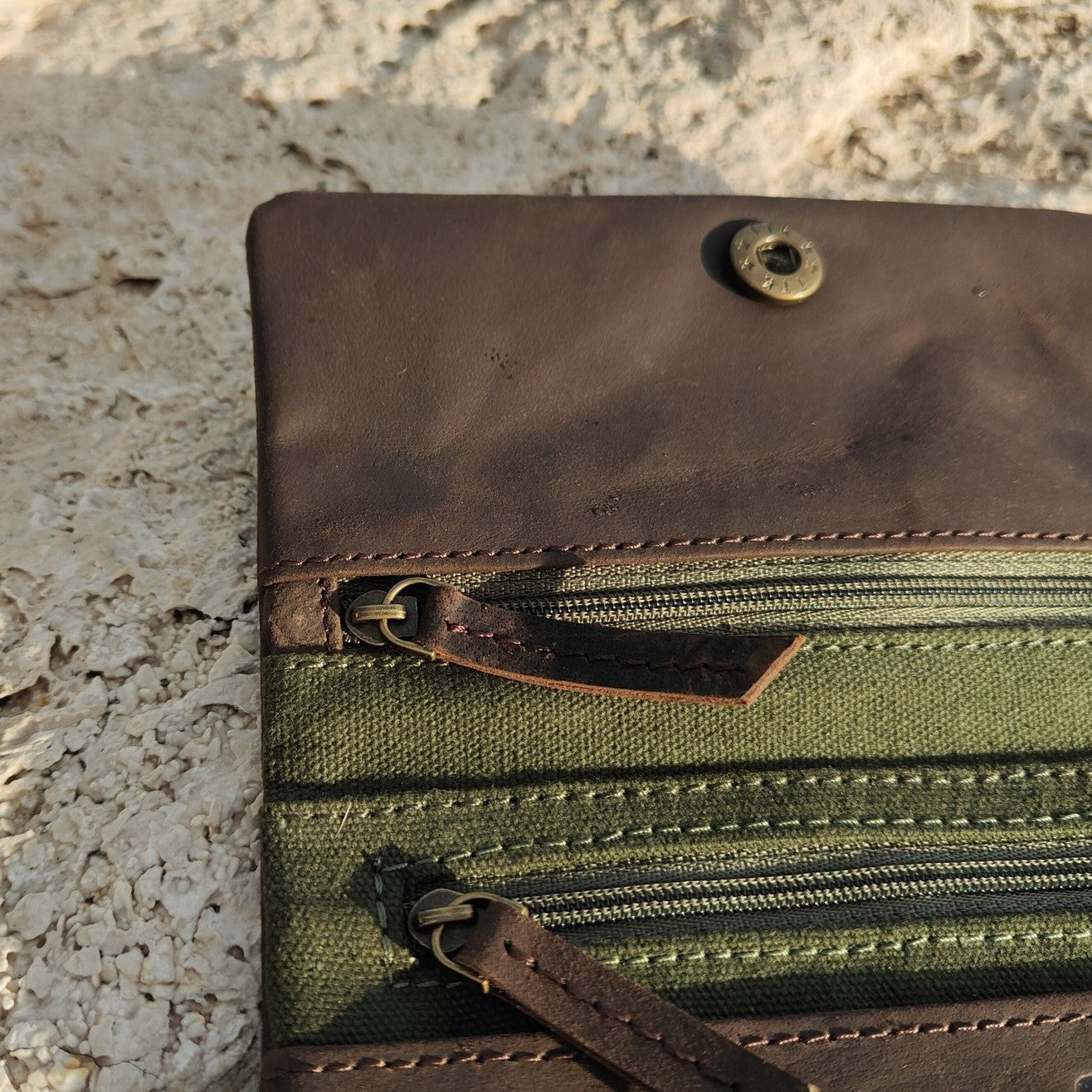 Portatabacco in Pelle artigianale modello Berlin marrone/verde