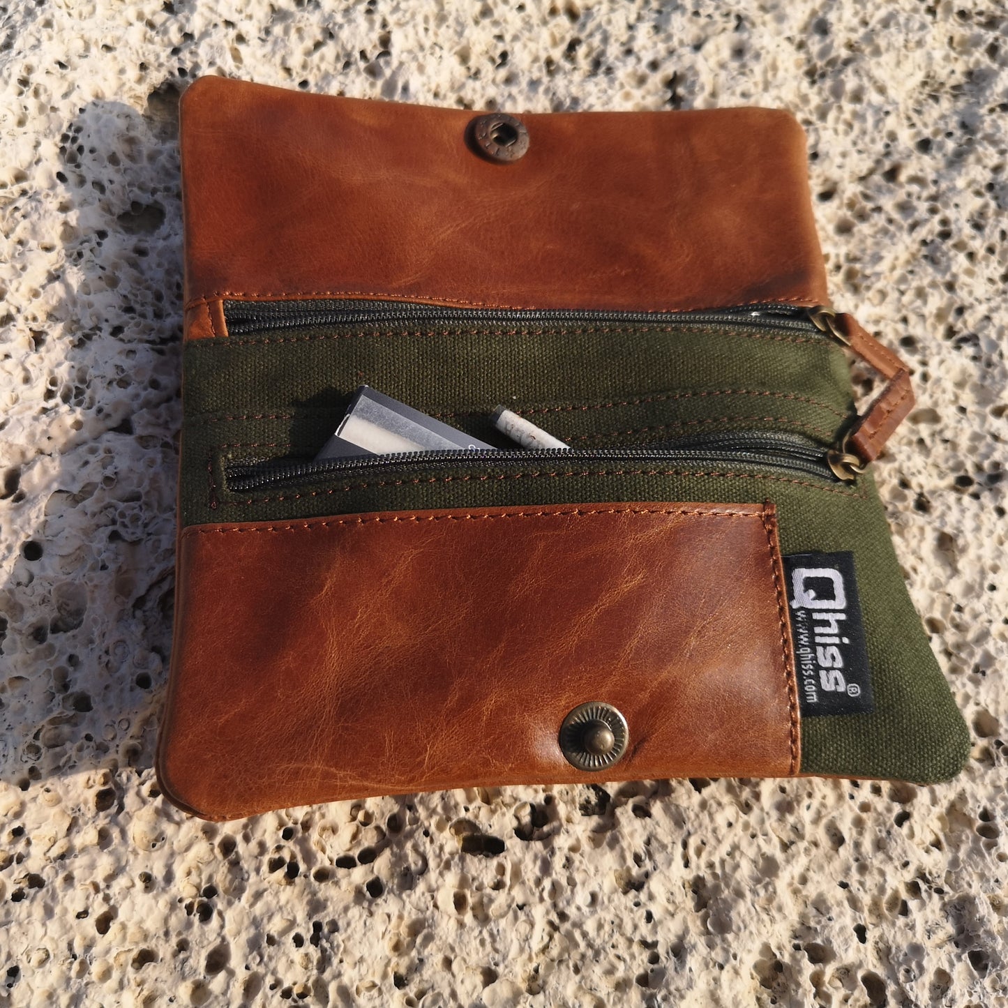 Tobacco Pouch in Leather mod. Berlin brown/beige