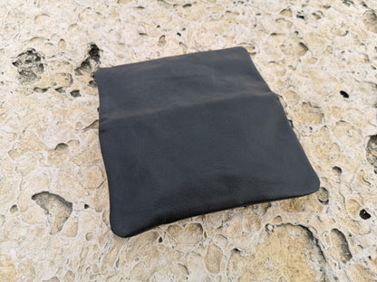 Tobacco Pouch in Leather mod. Berlin black green