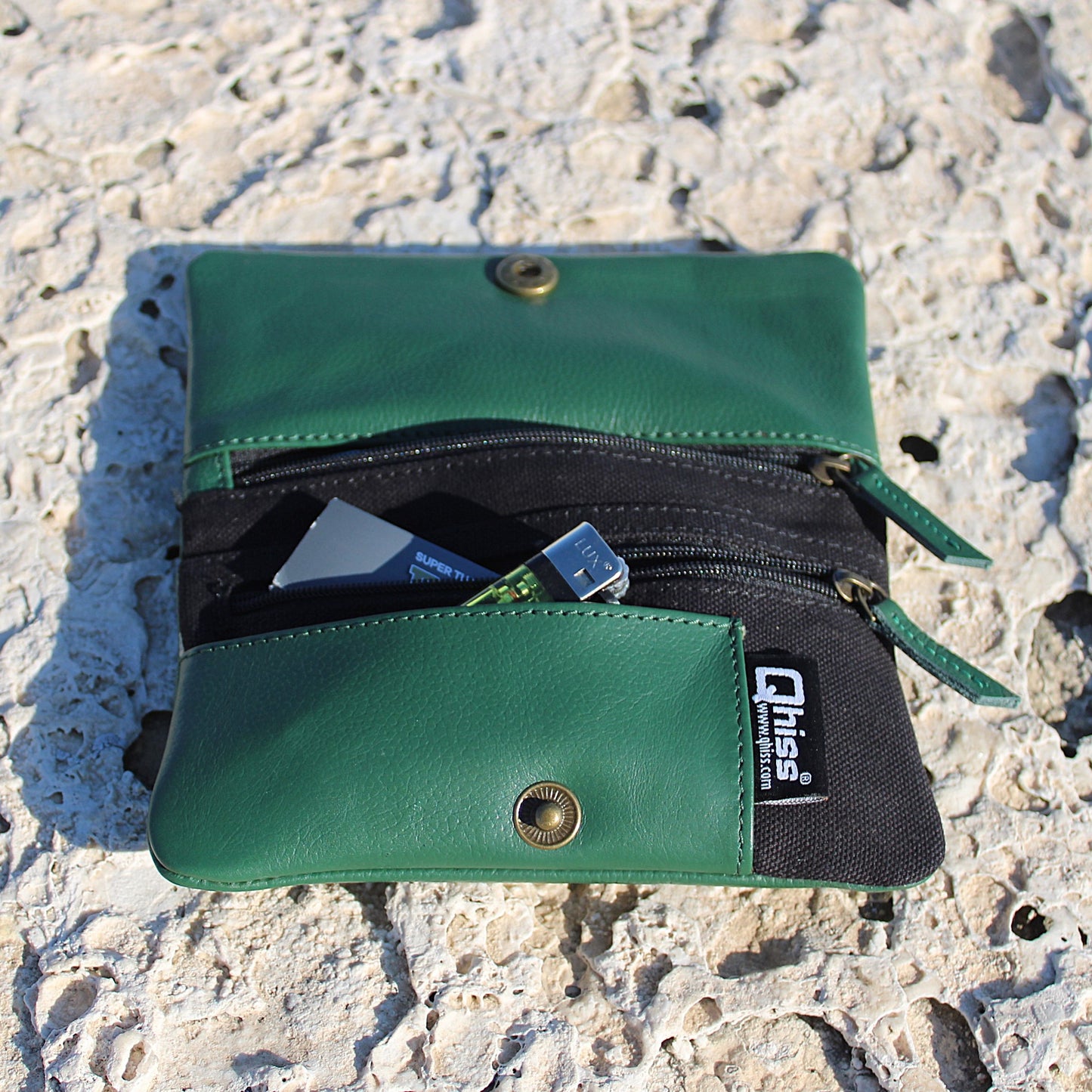 Tobacco Pouch in Leather mod. Berlin Green/Black