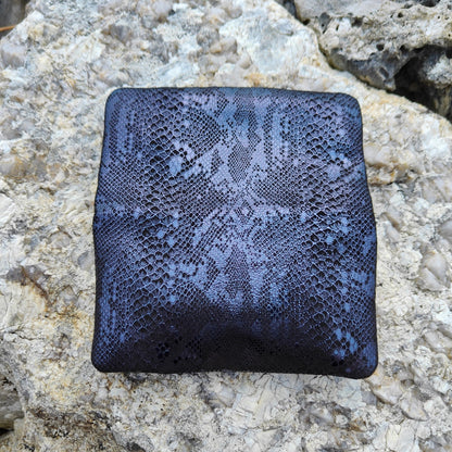 Tobacco Pouch Berlin in Leather blue and black cotton