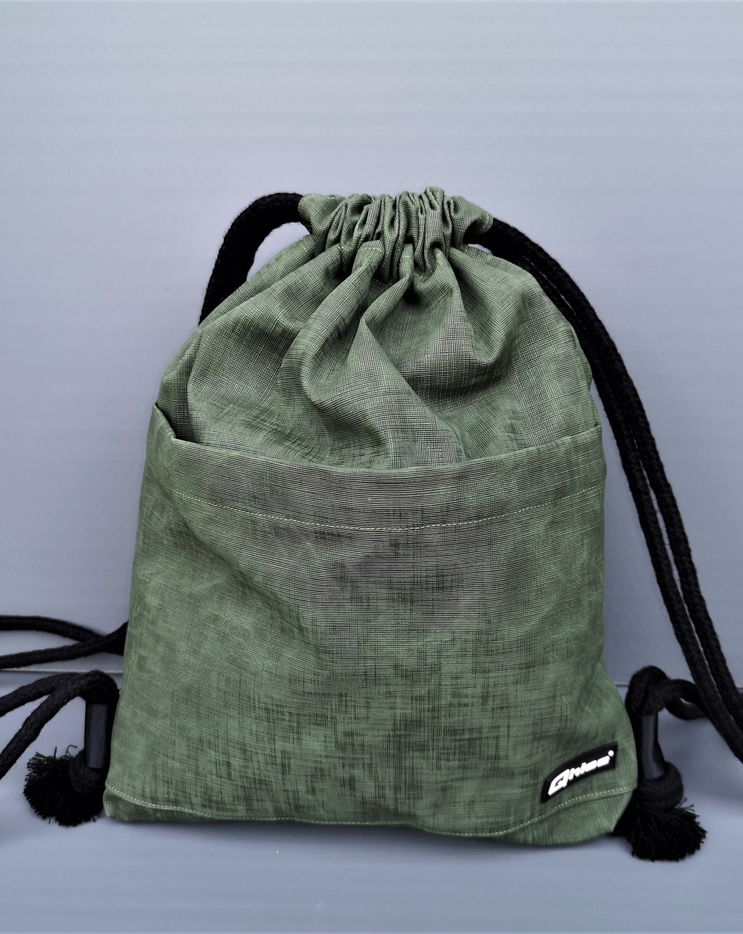 Drawstring Bag in Vegan Leather Freedom Green