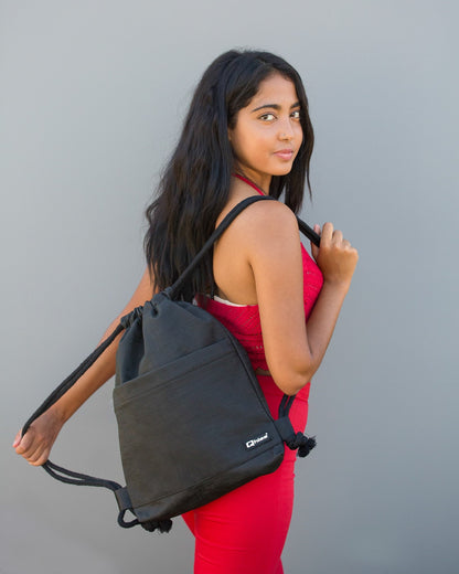 Drawstring Bag in Vegan Leather Freedom Black