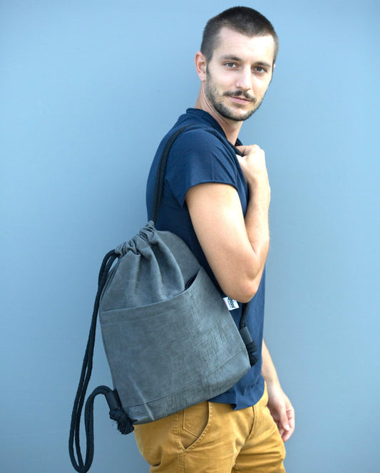 Drawstring Bag in vegan Leather Freedom Grey