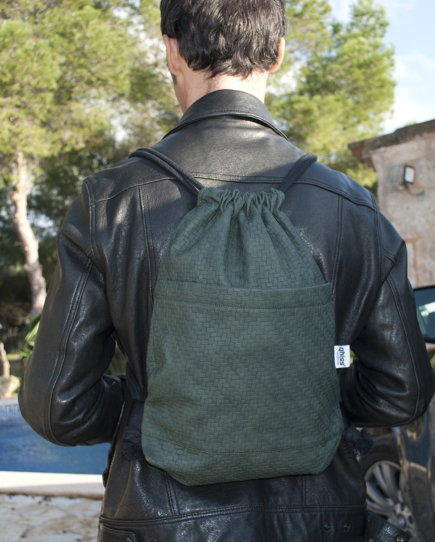 Drawstring Bag in vegan Leather Labyrinth Green