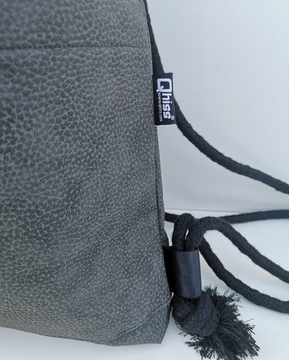 Drawstring Bag in vegan Leather Desert Grey