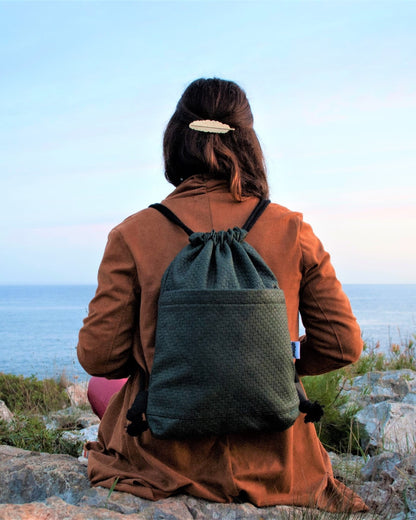 Drawstring Bag in vegan Leather Labyrinth Green