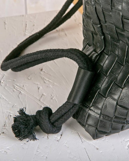 Drawstring bag in Vegan Leather TWIST Black